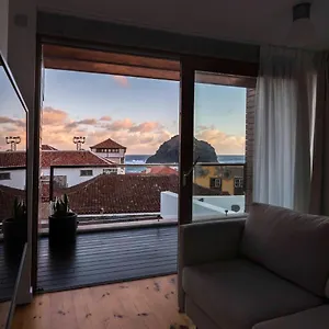 vivienda-el-cipres-terraza-con-espectaculares-vistas-al-mar.in-canary-islands.com/